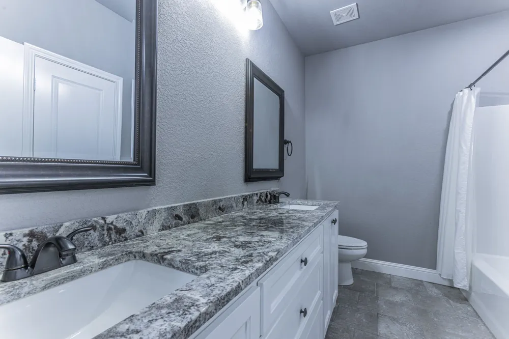 233 Fox Run Lane Robinson, TX 76706