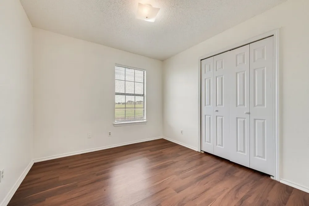 4028 O B Crowe Drive Dallas, TX 75227