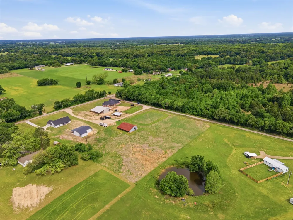CR 3160 Emory, TX 75440