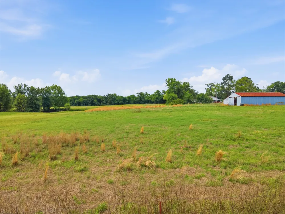 CR 3160 Emory, TX 75440