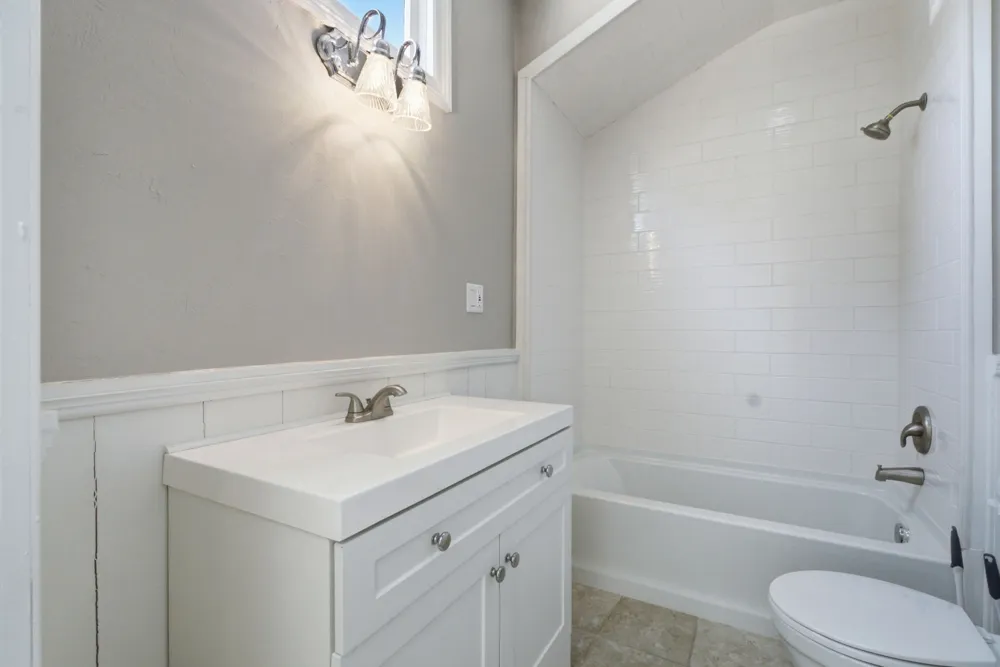 1009 Pacific Mineola, TX 75773