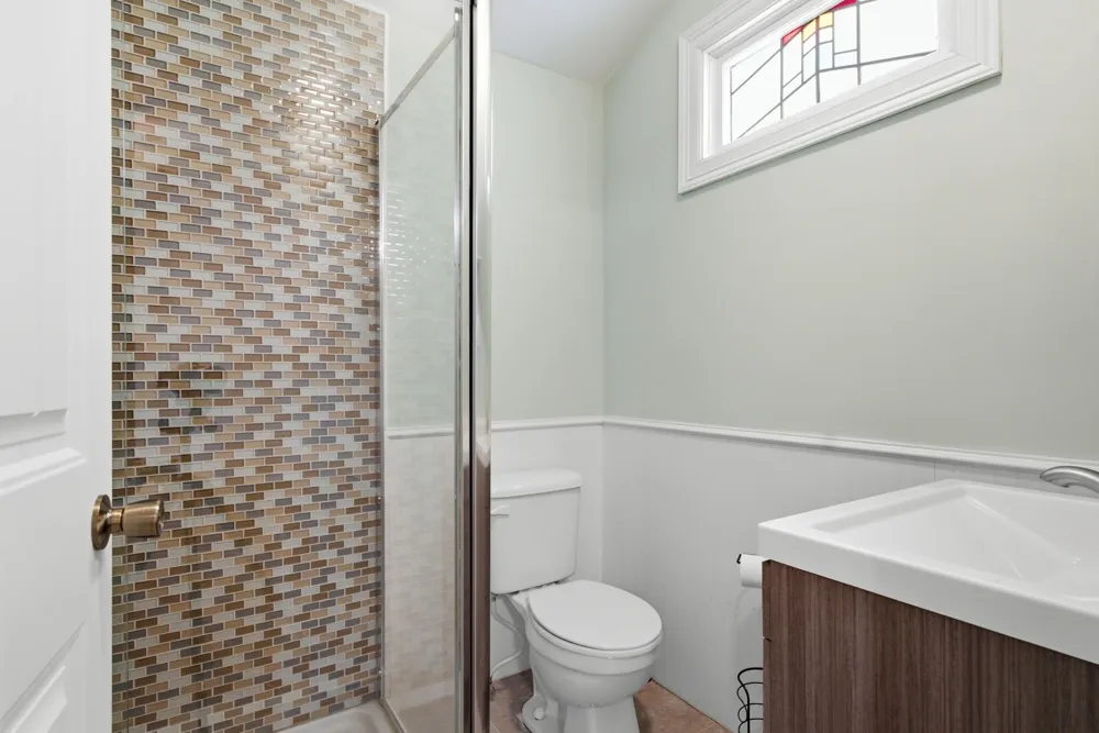 1009 Pacific Mineola, TX 75773
