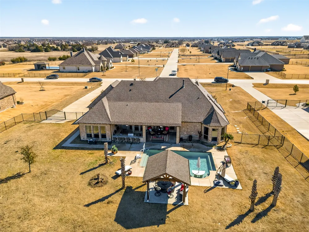 12099 Briargrove Lane Talty, TX 75126