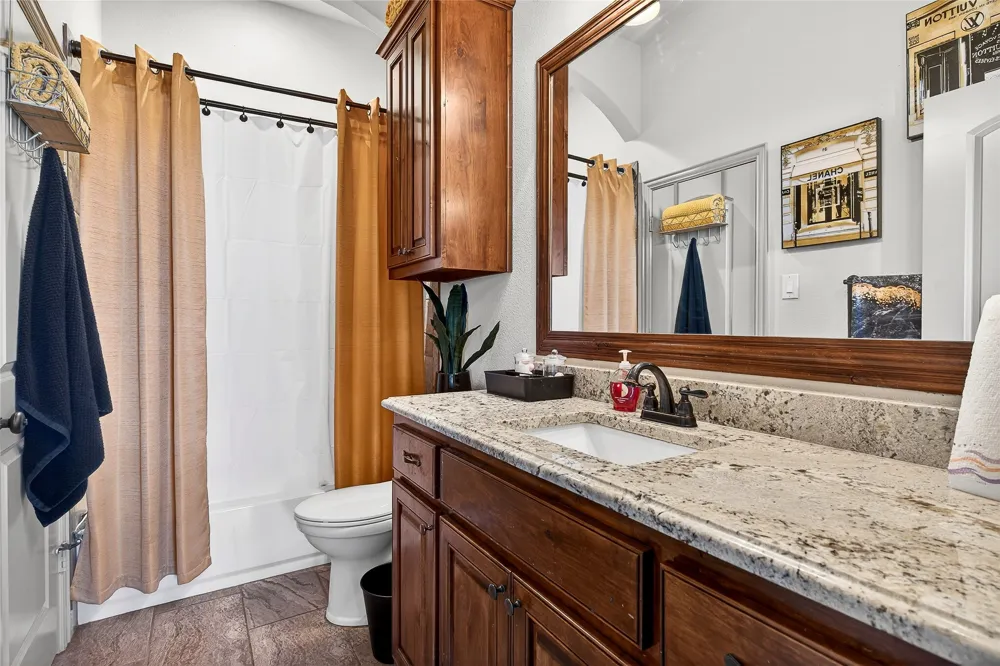 12099 Briargrove Lane Talty, TX 75126