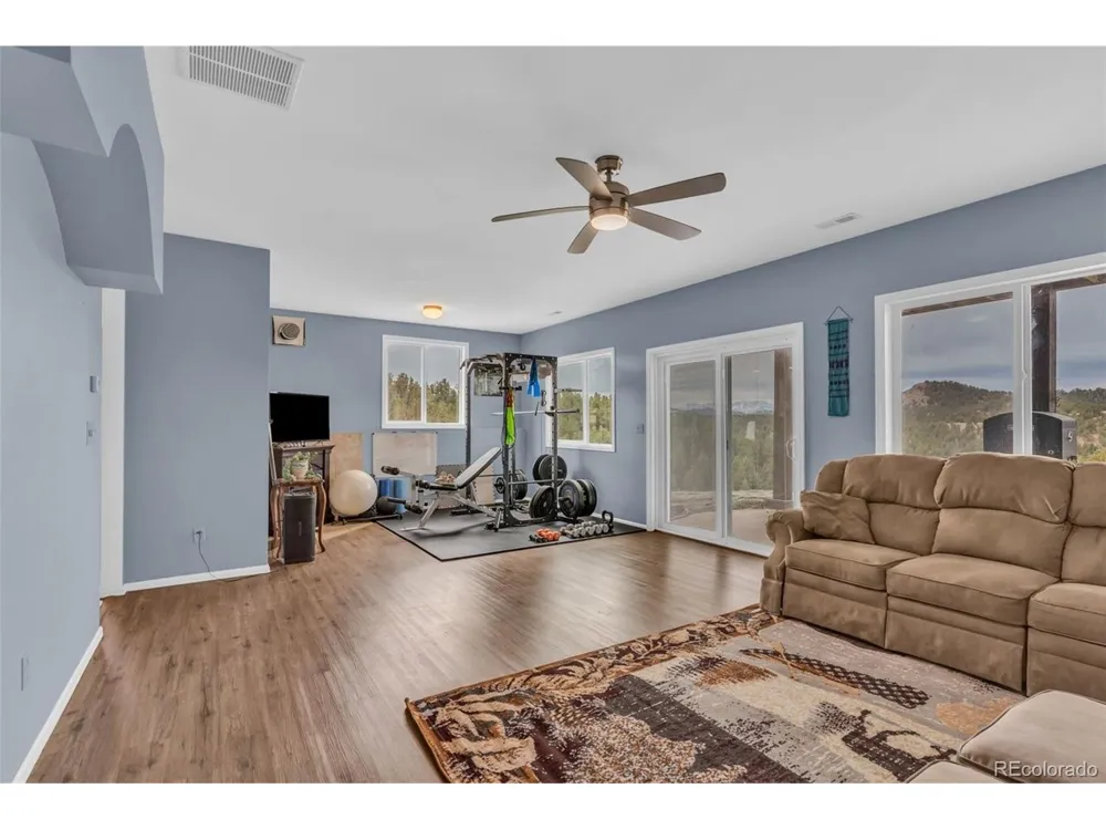 4430 County Road 260 Westcliffe, CO 81252