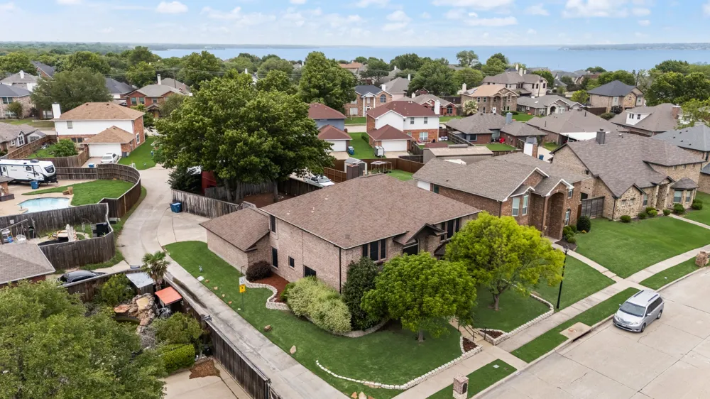 9209 Chimneywood Drive Rowlett, TX 75089