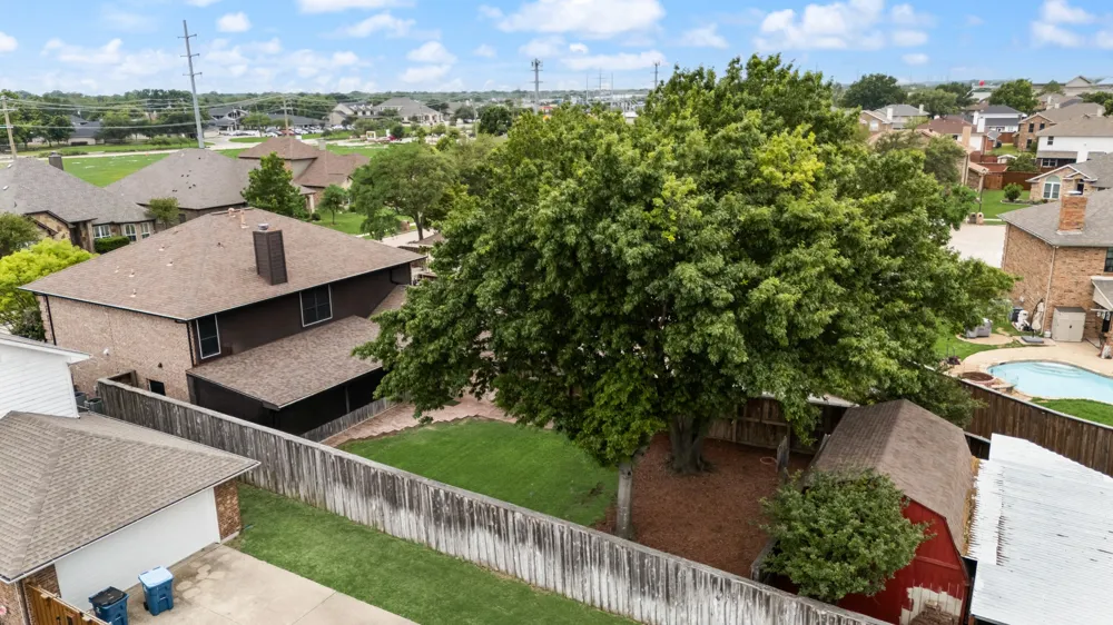 9209 Chimneywood Drive Rowlett, TX 75089