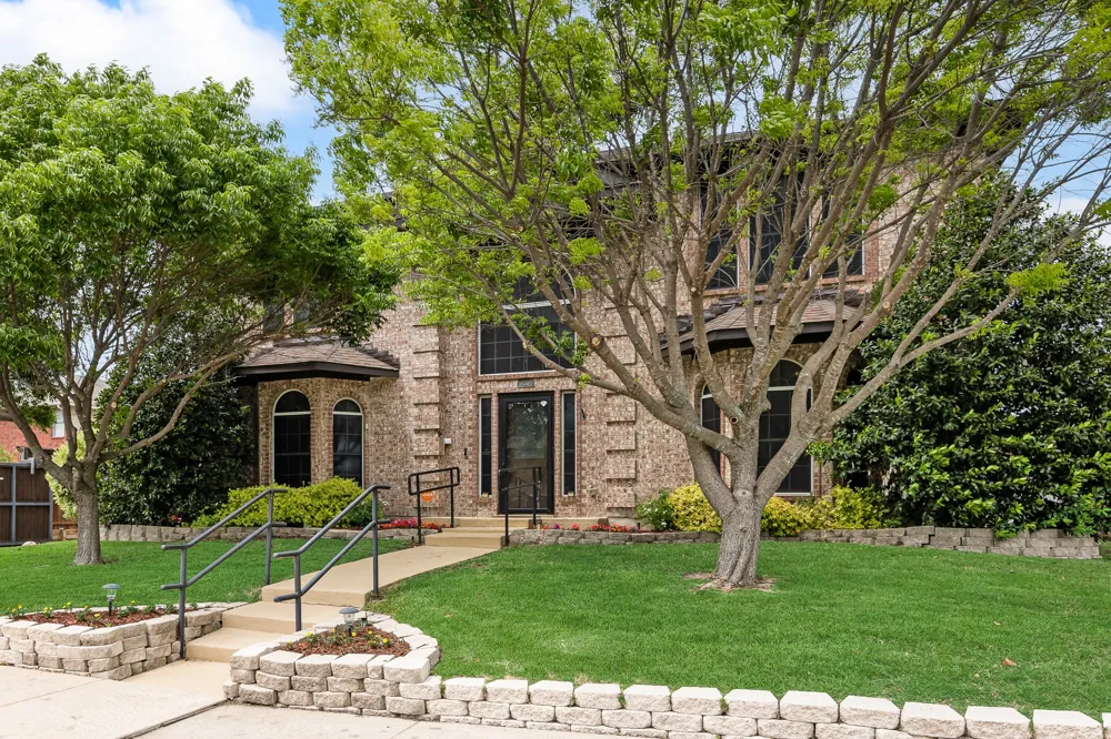 9209 Chimneywood Drive Rowlett, TX 75089