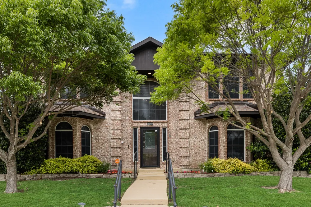 9209 Chimneywood Drive Rowlett, TX 75089