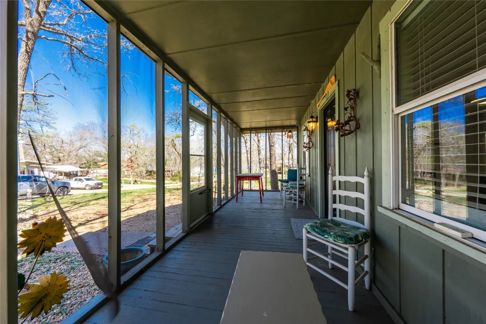 132 Mamie Drive Malakoff, TX 75148