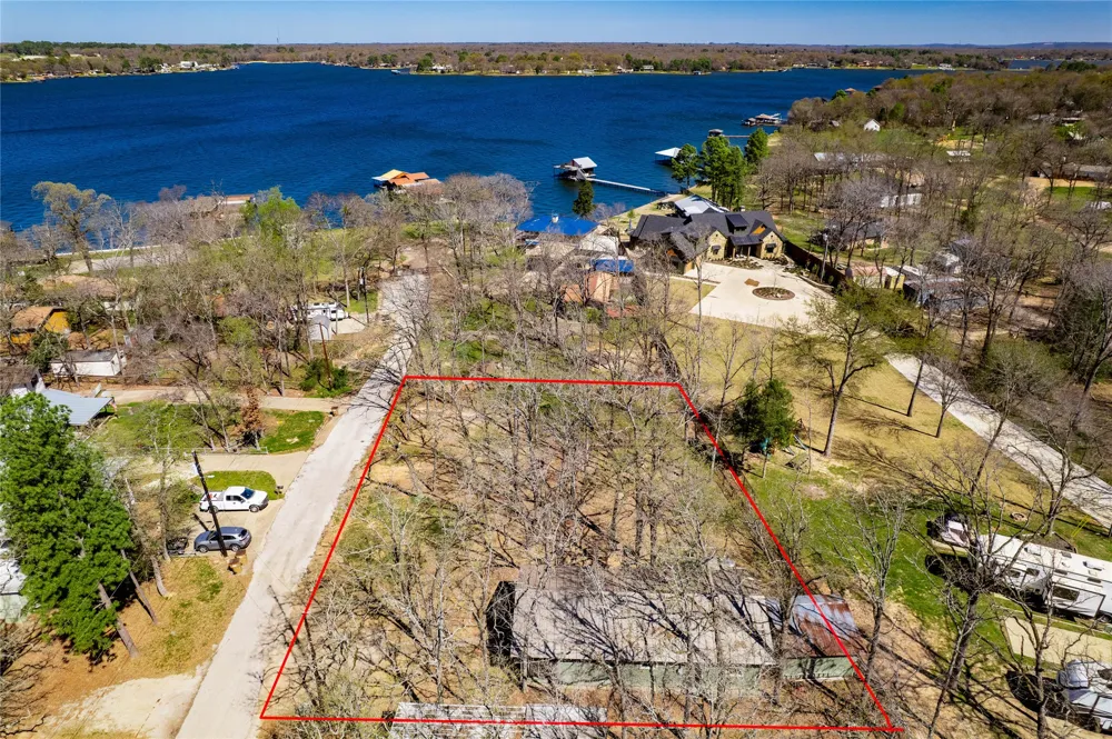 132 Mamie Drive Malakoff, TX 75148