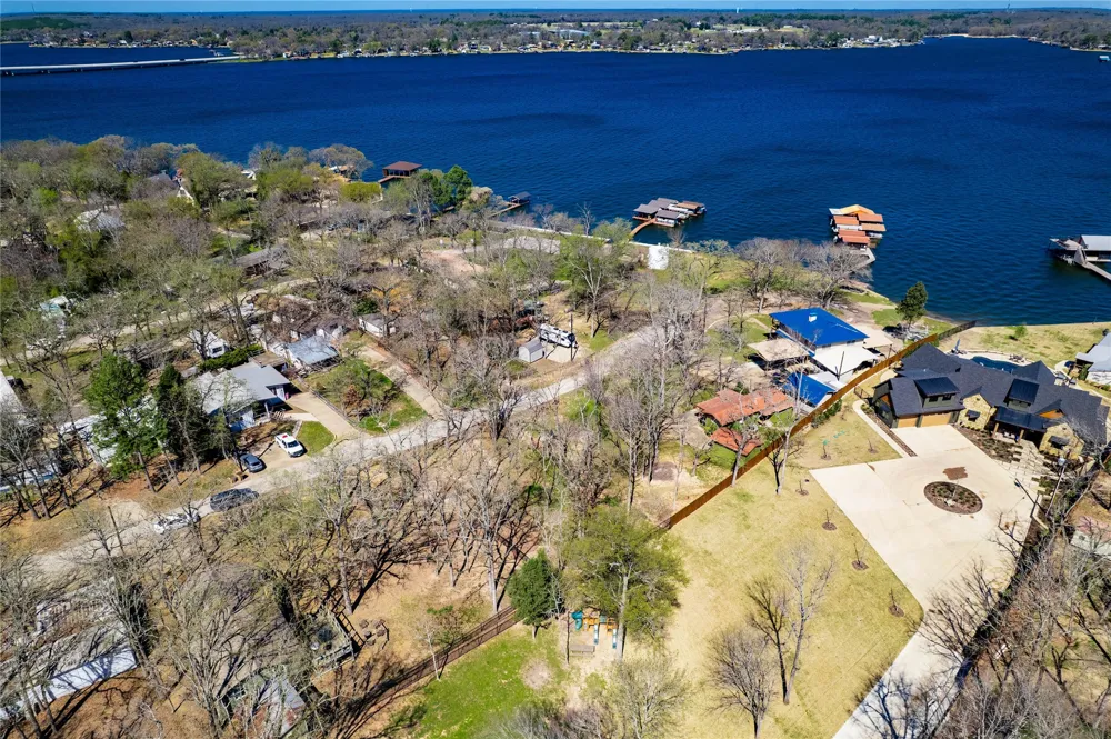 132 Mamie Drive Malakoff, TX 75148
