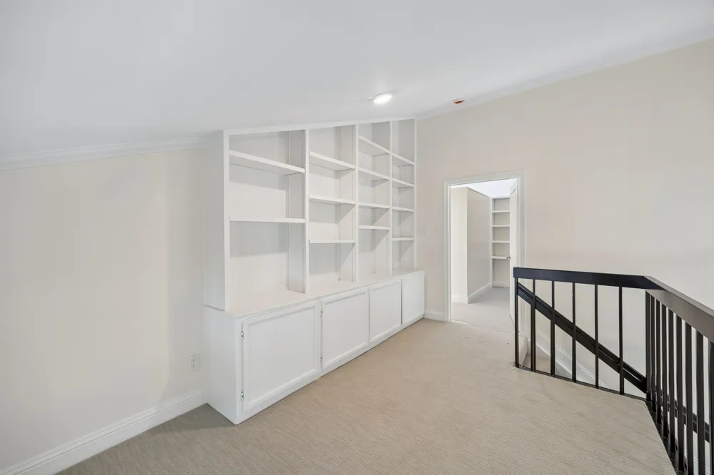 18040 Midway Road #218 Dallas, TX 75287