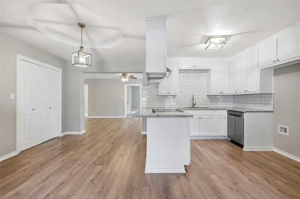 316 Elm Street Mart, TX 76664