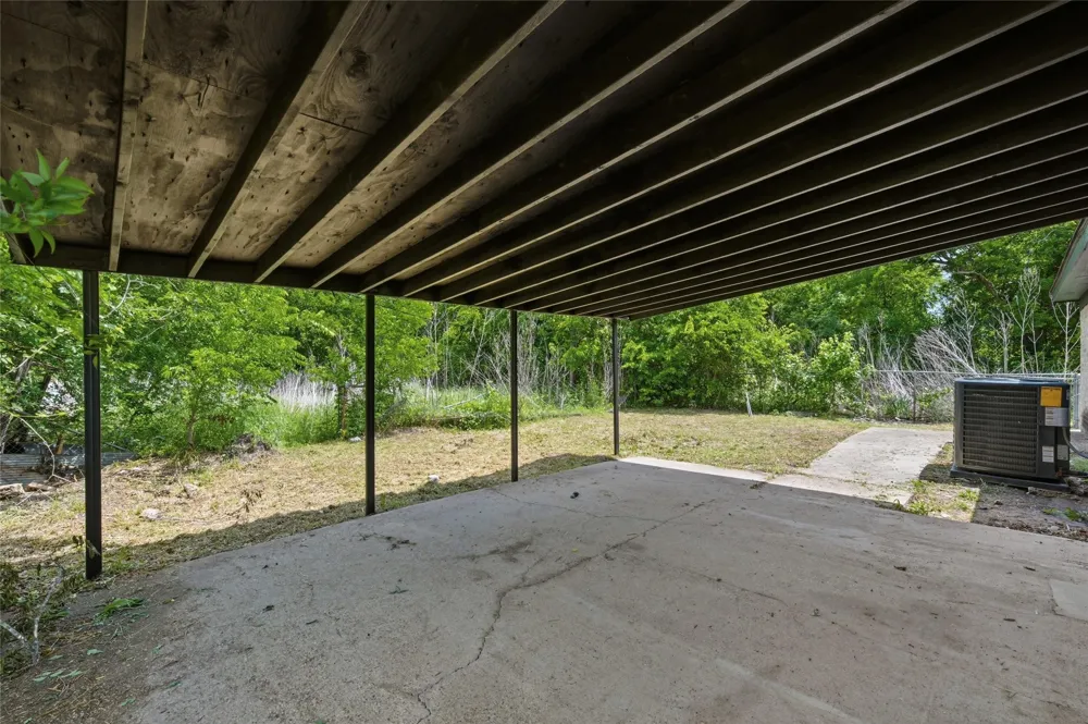 316 Elm Street Mart, TX 76664
