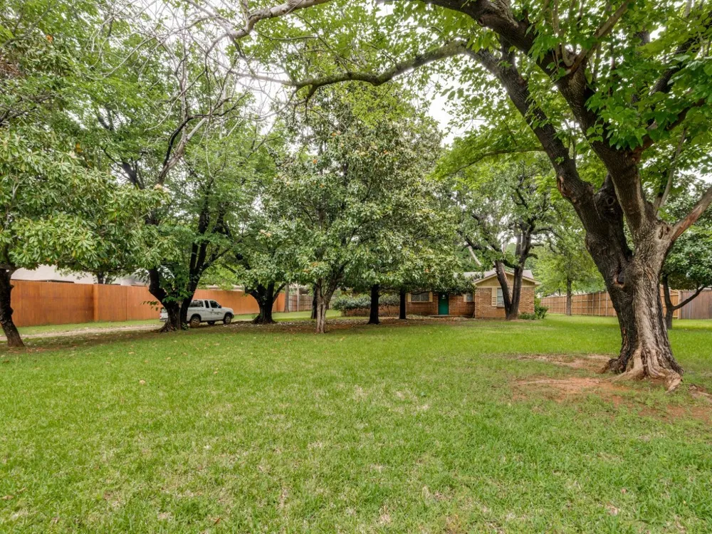 6805 Herbert Road Colleyville, TX 76034