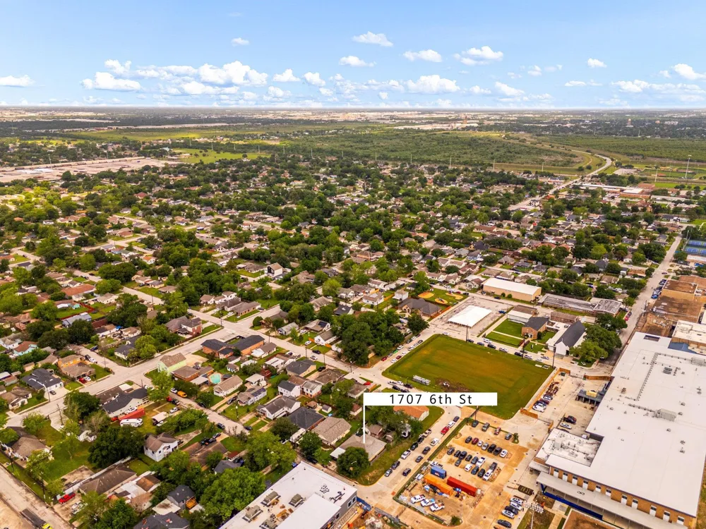 1707 6th Street Galena Park, TX 77547