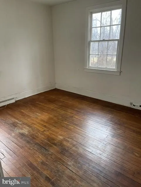 226 COMBS Warrenton, VA 20186