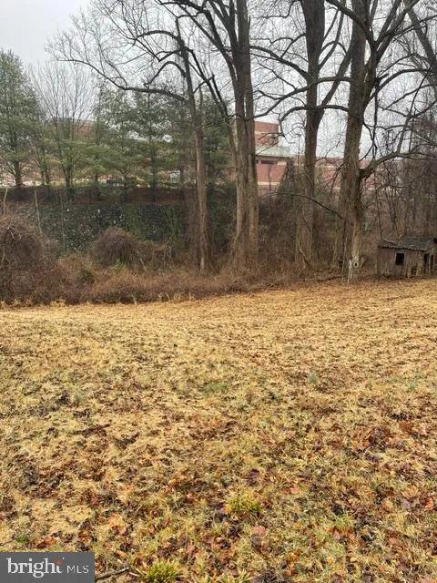 226 COMBS Warrenton, VA 20186