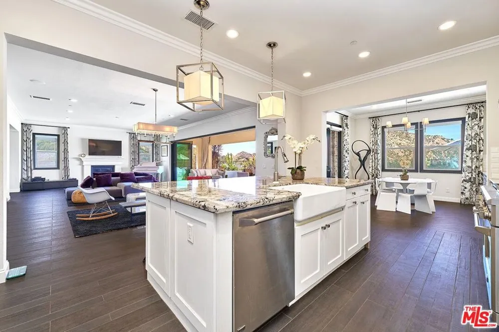 24950 Old Stone Way Stevenson Ranch, CA 91381