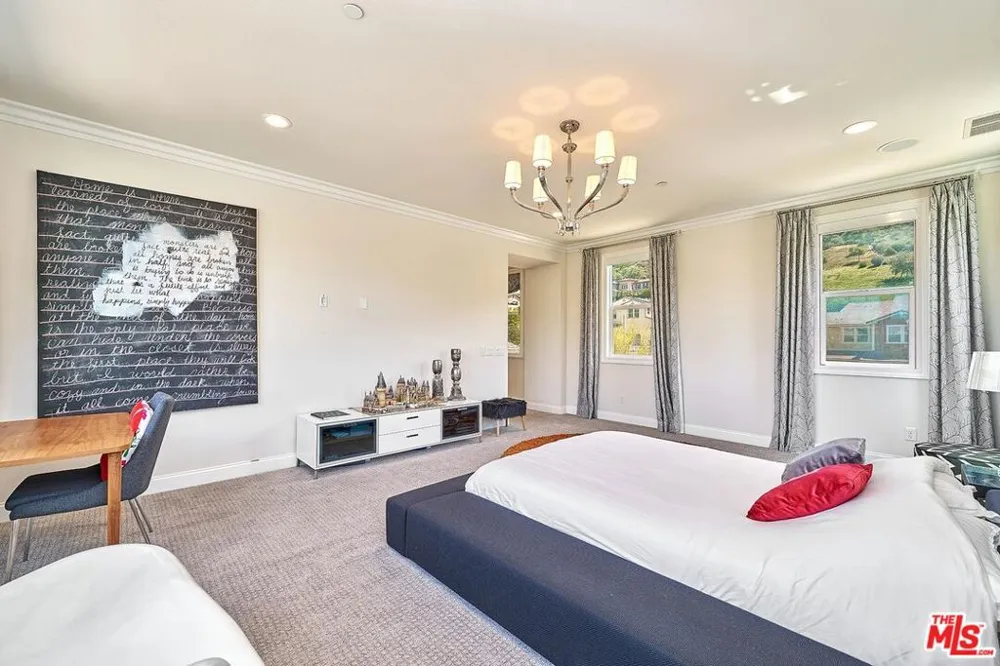24950 Old Stone Way Stevenson Ranch, CA 91381