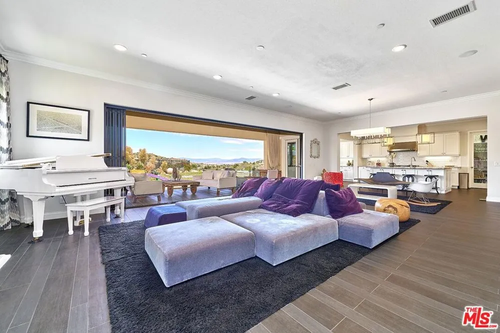 24950 Old Stone Way Stevenson Ranch, CA 91381