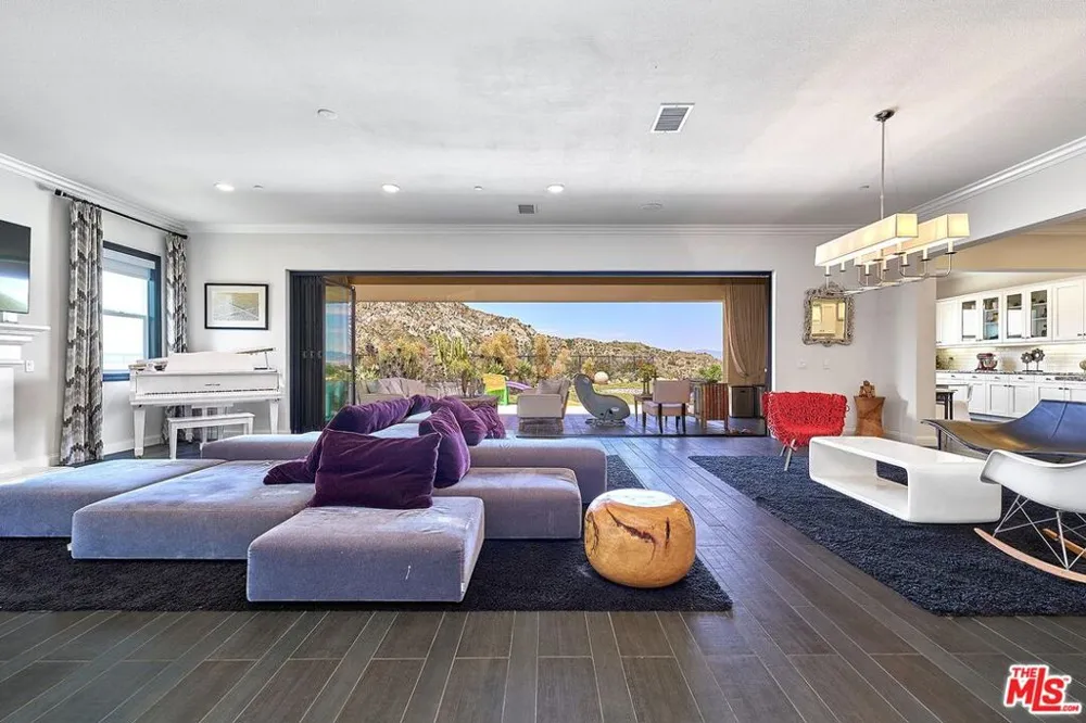 24950 Old Stone Way Stevenson Ranch, CA 91381