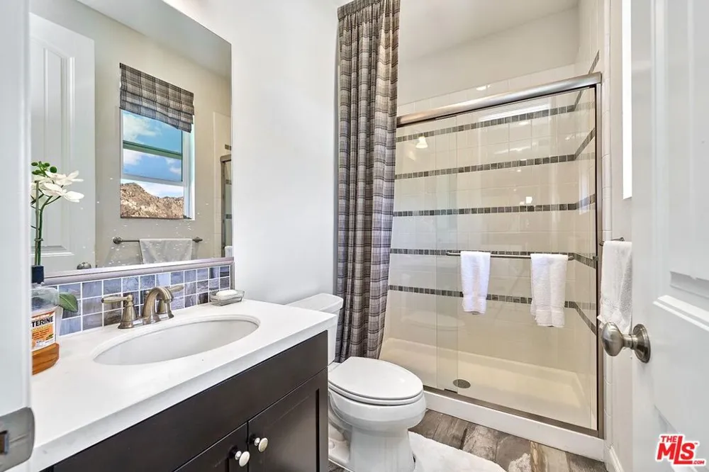 24950 Old Stone Way Stevenson Ranch, CA 91381