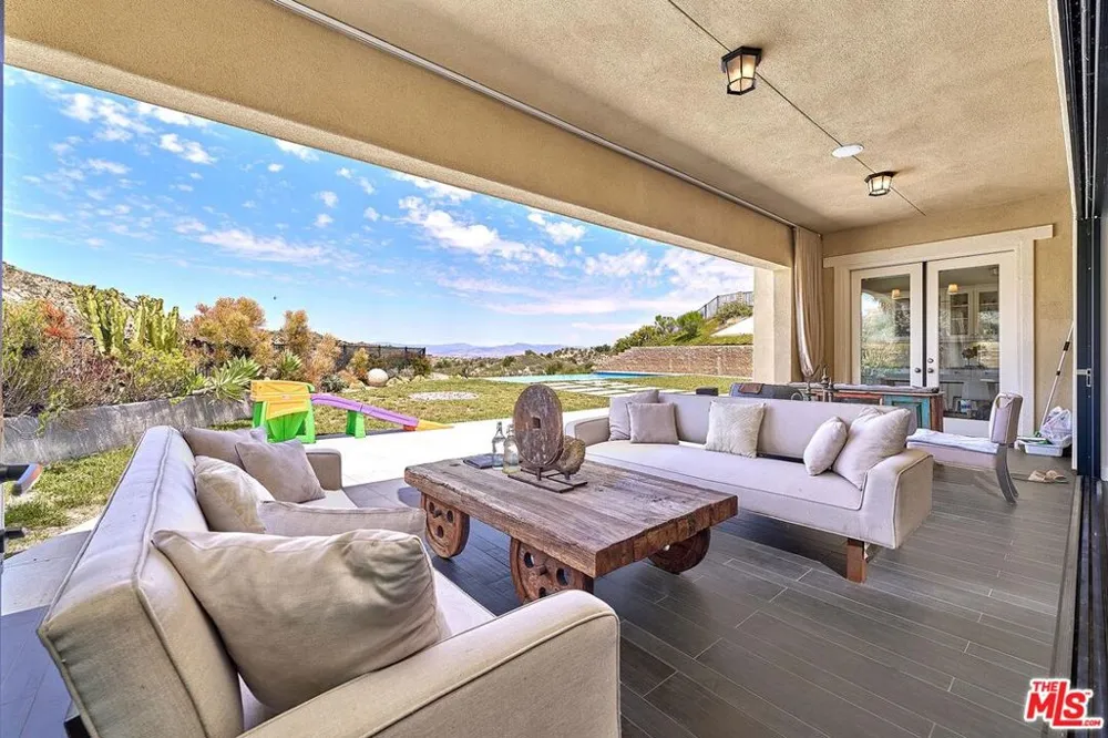 24950 Old Stone Way Stevenson Ranch, CA 91381
