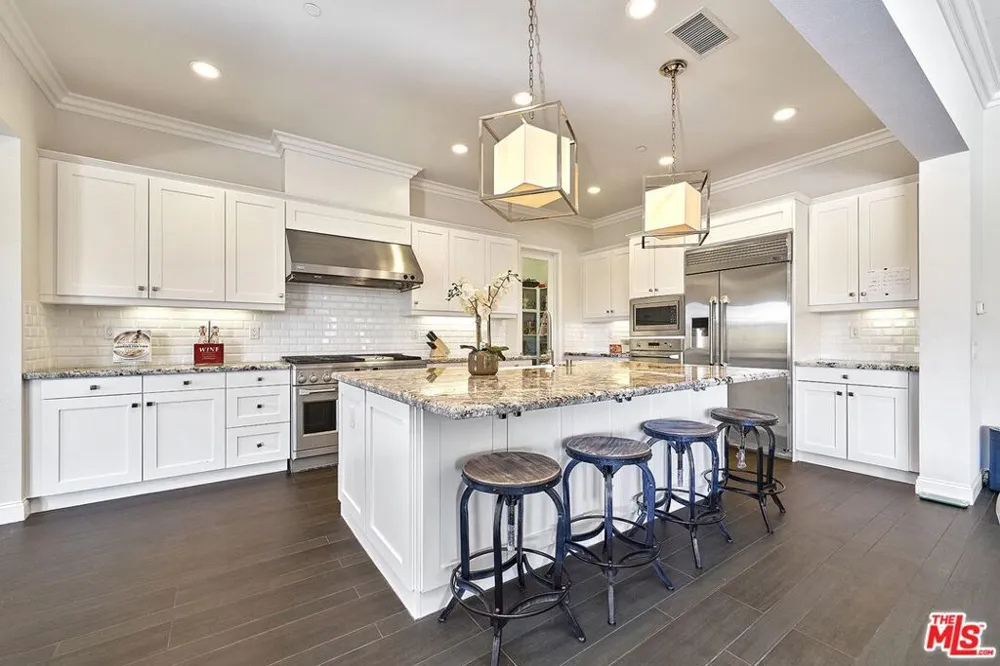 24950 Old Stone Way Stevenson Ranch, CA 91381