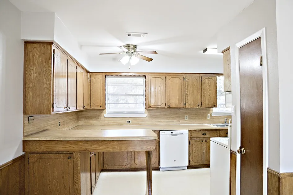 11133 St Hwy 19 Athens, TX 75752