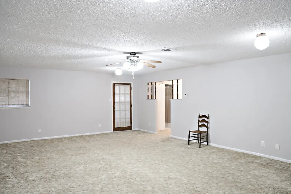 11133 St Hwy 19 Athens, TX 75752