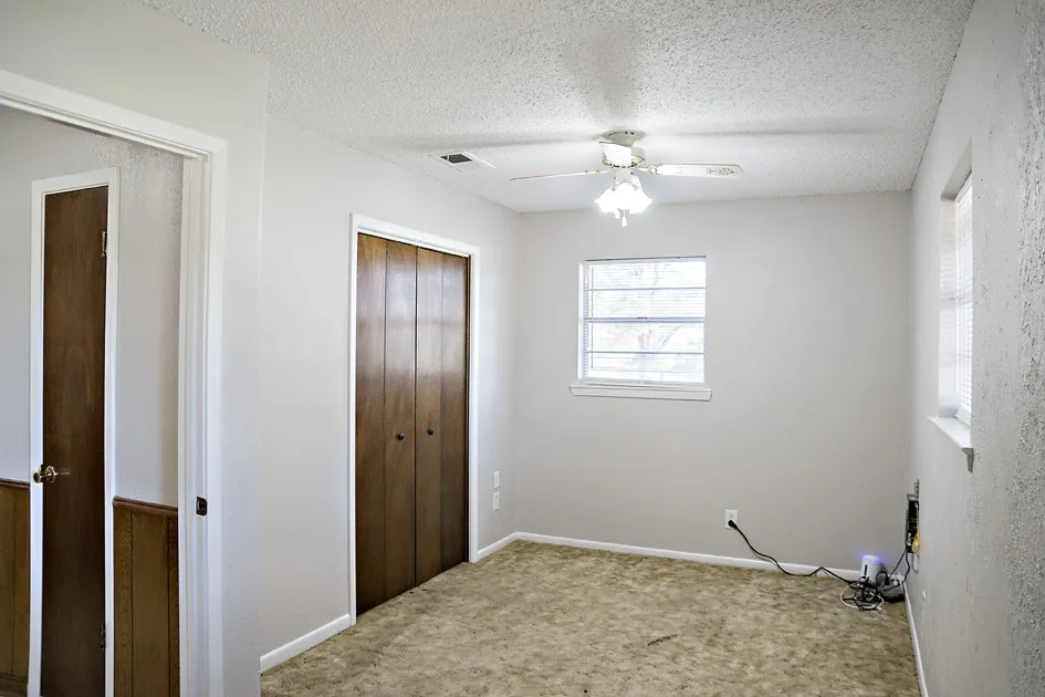 11133 St Hwy 19 Athens, TX 75752