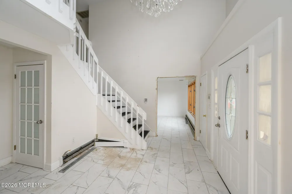 9 Southfork Drive Jackson, NJ 08527