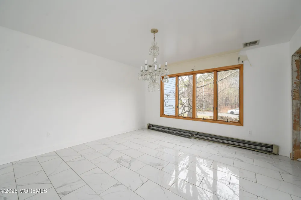 9 Southfork Drive Jackson, NJ 08527