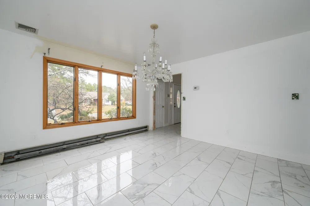 9 Southfork Drive Jackson, NJ 08527
