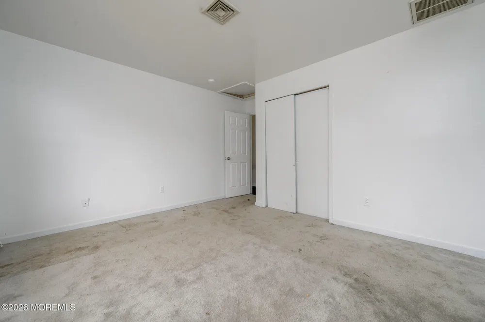 9 Southfork Drive Jackson, NJ 08527