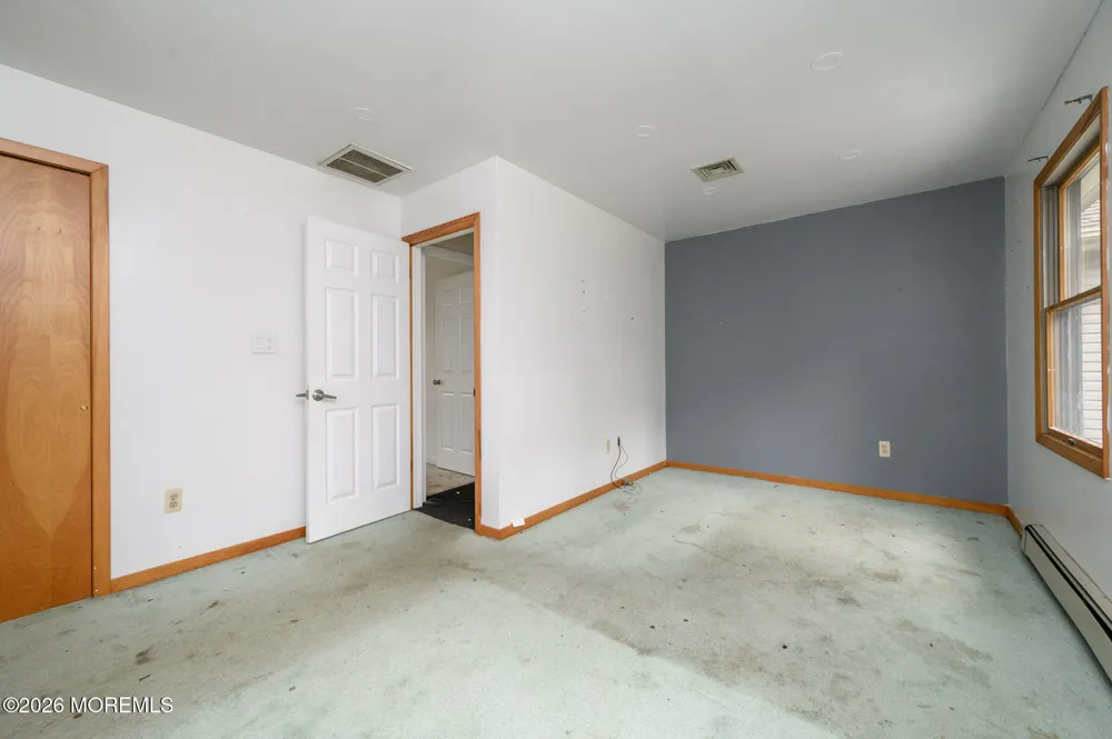 9 Southfork Drive Jackson, NJ 08527