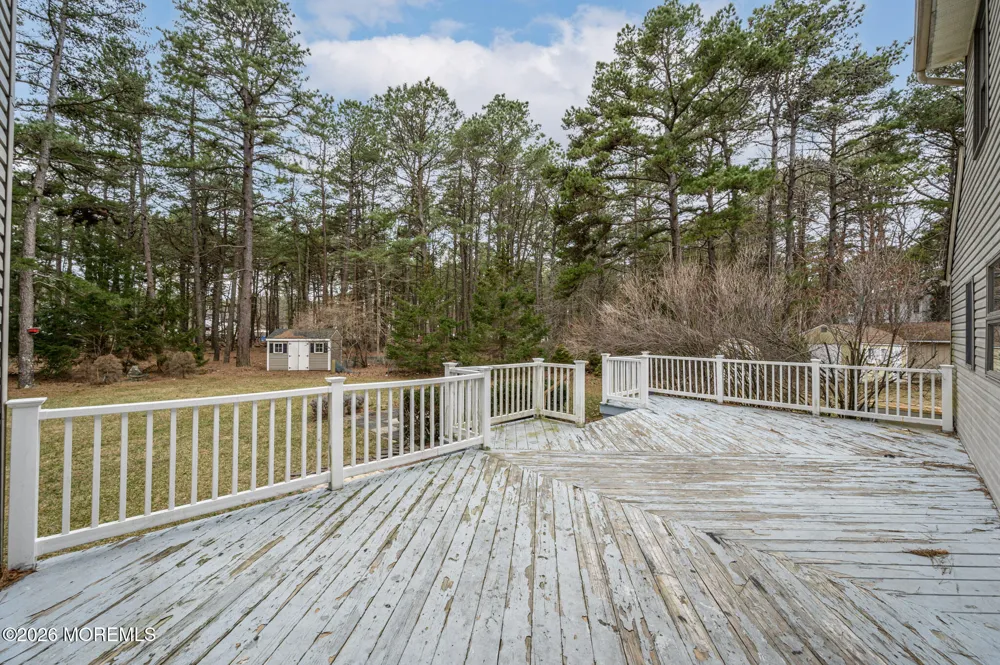 9 Southfork Drive Jackson, NJ 08527