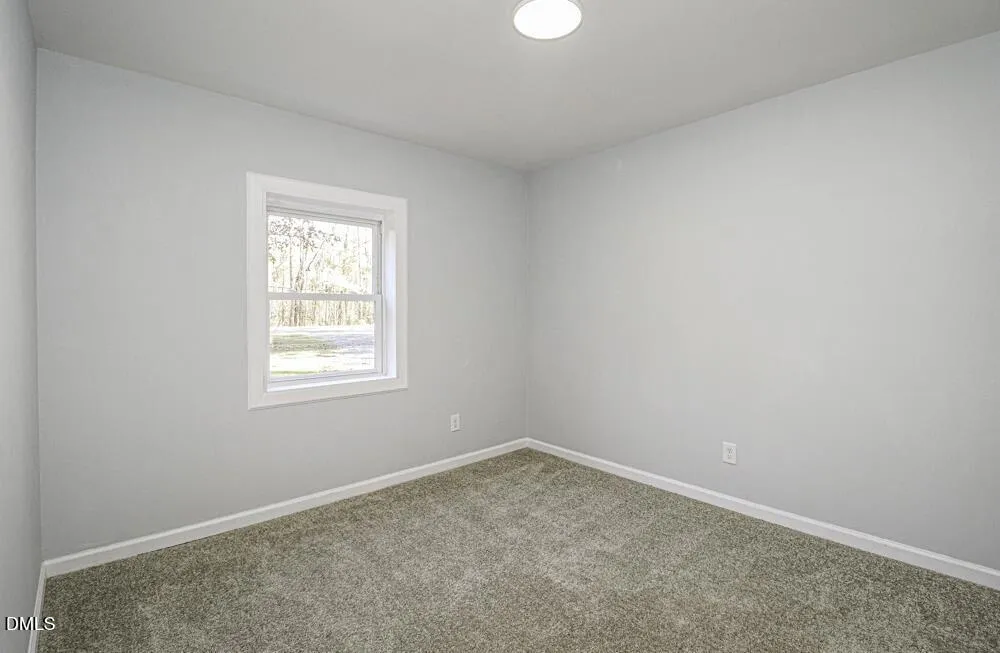 805 River Road Selma, NC 27576
