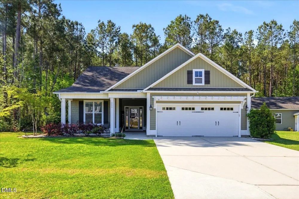 111 W Huckleberry Way Rocky Point, NC 28457