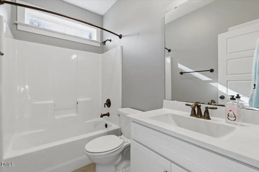 111 W Huckleberry Way Rocky Point, NC 28457