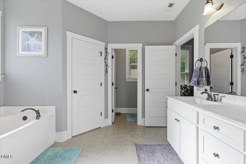 111 W Huckleberry Way Rocky Point, NC 28457