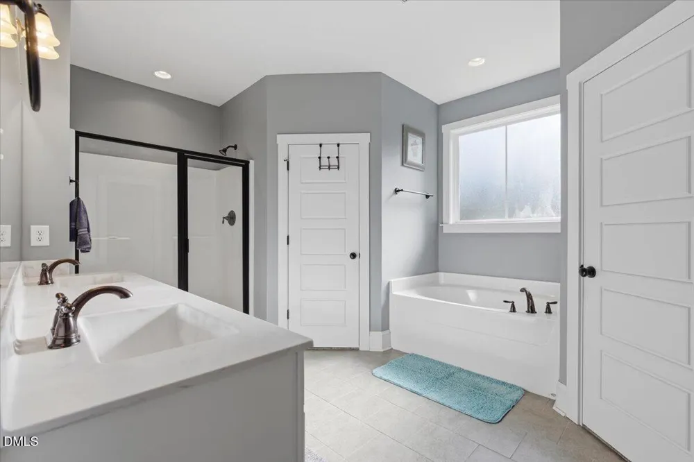 111 W Huckleberry Way Rocky Point, NC 28457