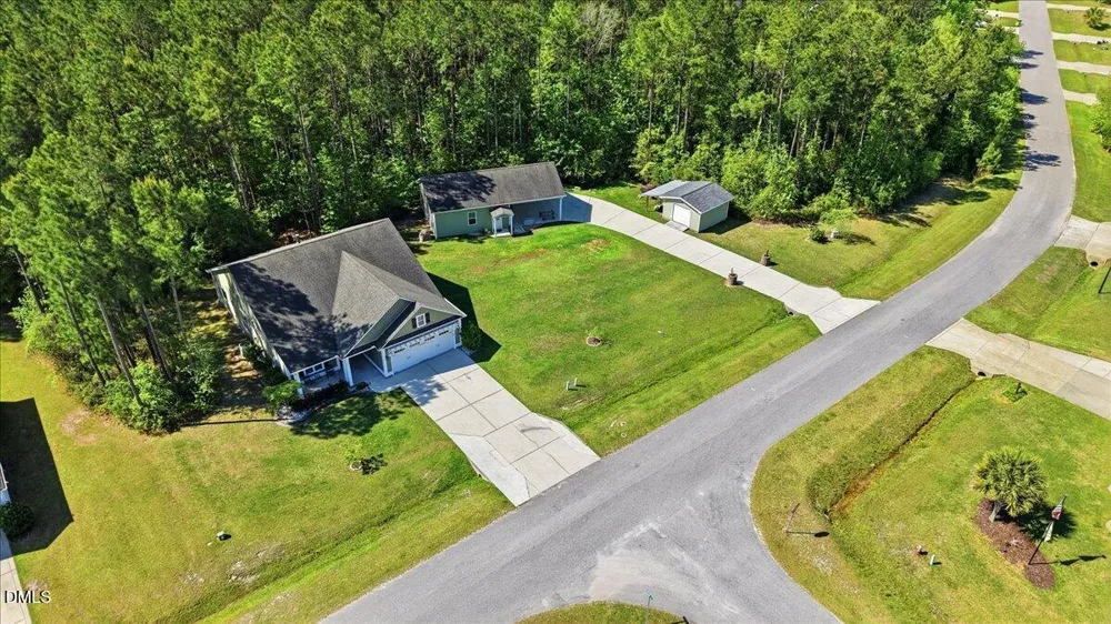 111 W Huckleberry Way Rocky Point, NC 28457