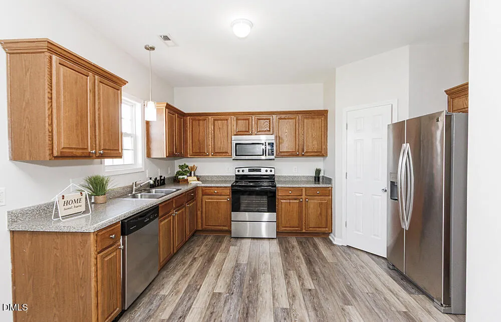 828 Jade Lane Winterville, NC 28590