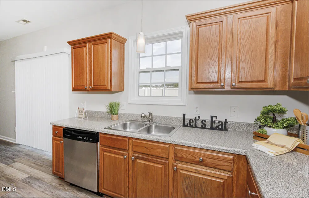828 Jade Lane Winterville, NC 28590