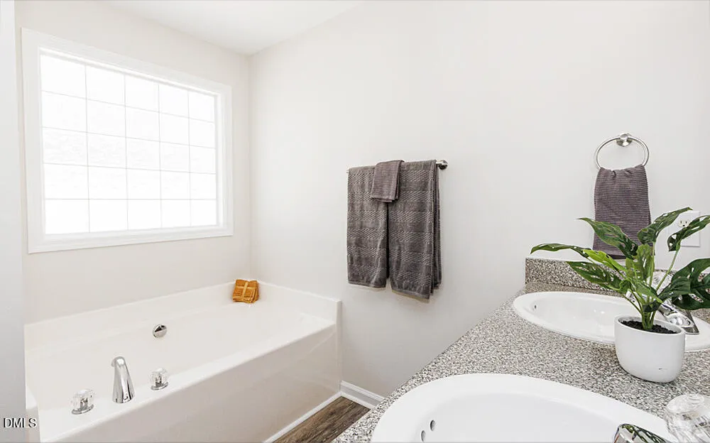 828 Jade Lane Winterville, NC 28590
