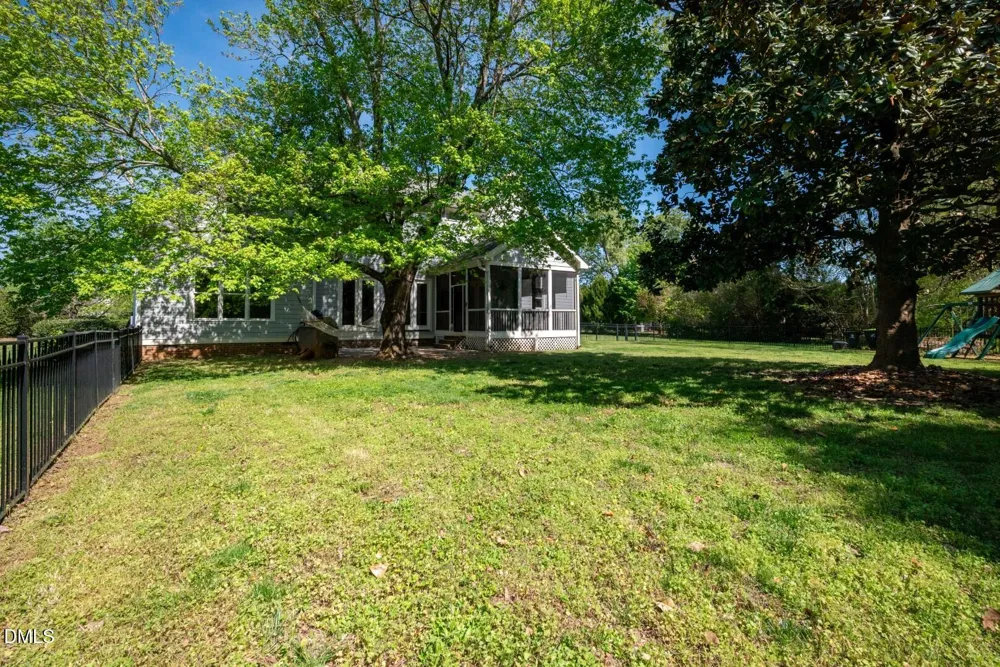 693 Hawthorne Place Creedmoor, NC 27522