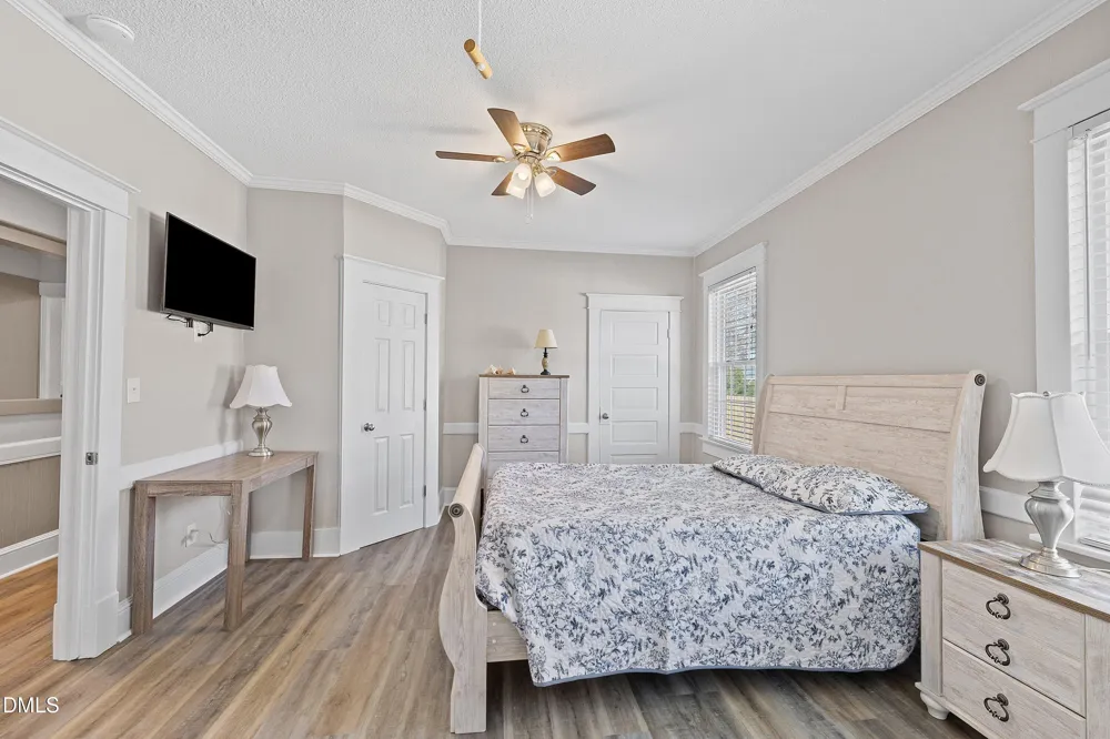 403 W E STREET Erwin, NC 28334